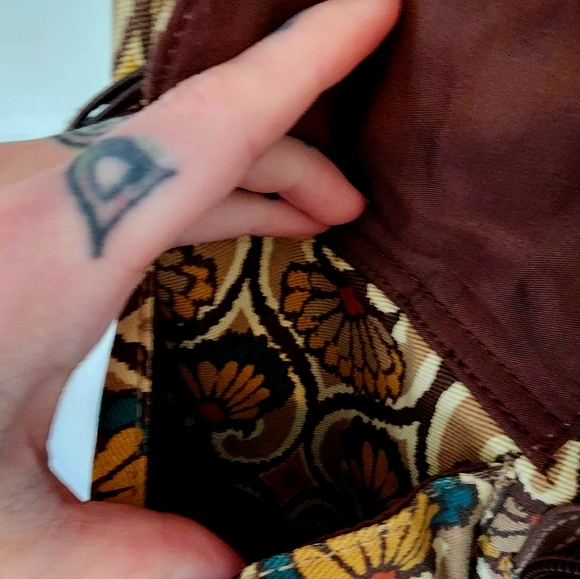 Relic Purse - Picture 5 of 8